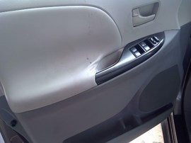 2011 TOYOTA SIENNA, GRAY, LE, 3.2L, AT. FWD.  Z25957